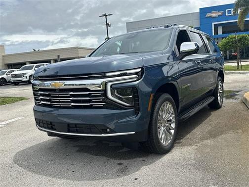 2025 Chevrolet Suburban Premier