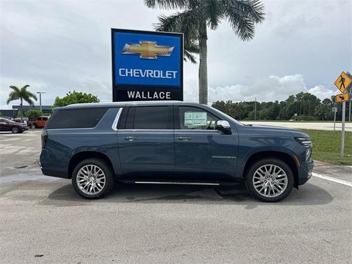 2025 Chevrolet Suburban Premier