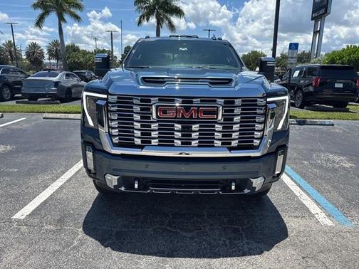 2025 GMC Sierra 2500 Denali