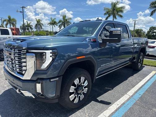 2025 GMC Sierra 2500 Denali
