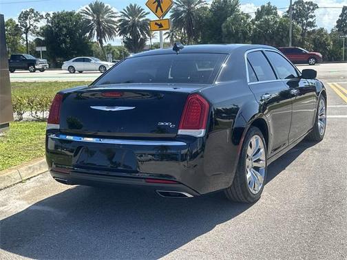 2017 Chrysler 300C Base