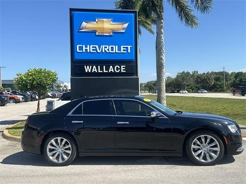 2017 Chrysler 300C Base