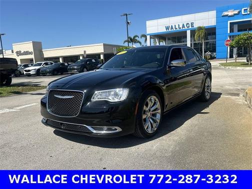 2017 Chrysler 300C Base