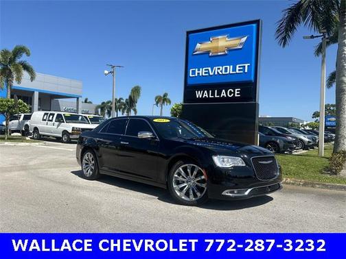 2017 Chrysler 300C Base