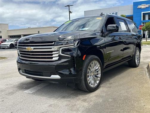 2023 Chevrolet Suburban 4WD High Country