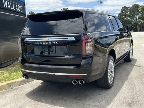 2023 Chevrolet Suburban 4WD High Country