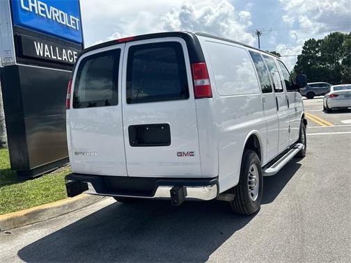 2023 GMC Savana 2500 Work Van