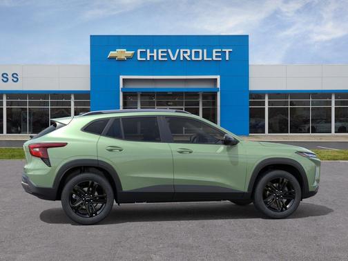 Cacti Green 2026 Chevrolet Trax FWD ACTIV
