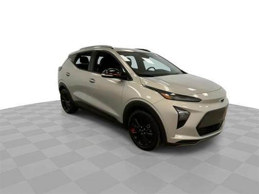 Silver Flare Metallic 2023 Chevrolet Bolt EUV FWD LT