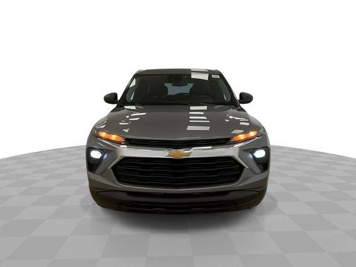 Sterling Gray Metallic 2024 Chevrolet Trailblazer LS