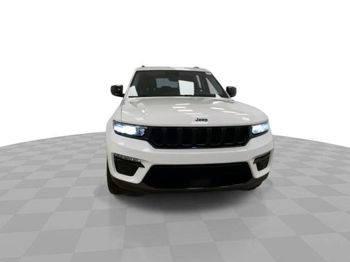Bright White Clearcoat 2023 Jeep Grand Cherokee Limited