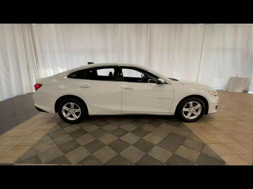 2022 Chevrolet Malibu 1LS