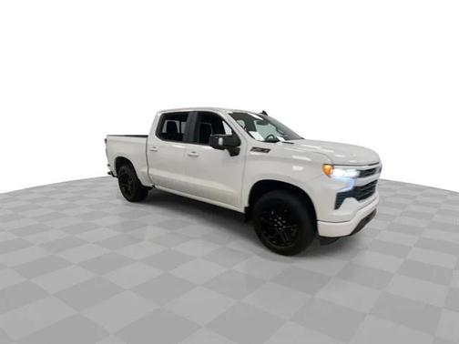 Summit White 2026 Chevrolet Silverado 1500 RST