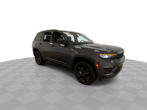 Baltic Gray Metallic Clearcoat 2024 Jeep Grand Cherokee Limited