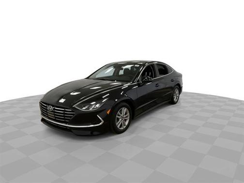 Phantom Black 2022 Hyundai SONATA SE