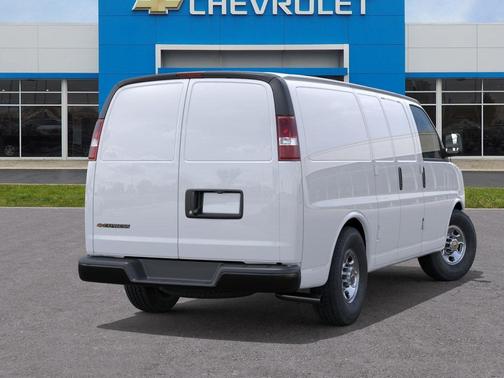 Summit White 2026 Chevrolet Express 2500 LT