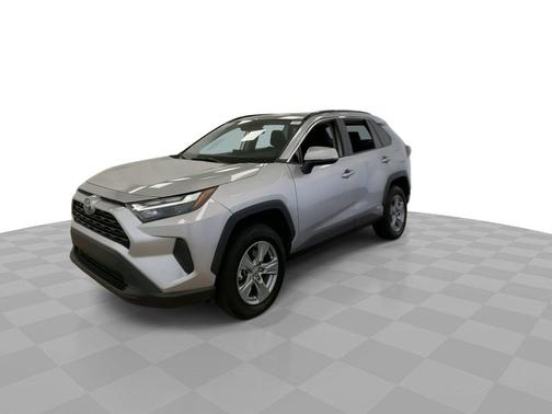 Silver Sky Metallic 2022 Toyota RAV4 Hybrid XLE