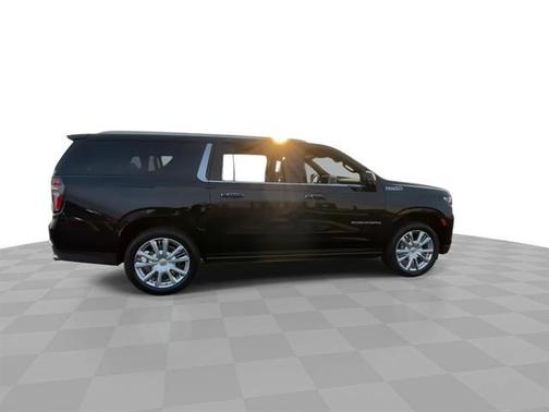 2021 Chevrolet Suburban 4WD High Country