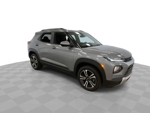 Sterling Gray Metallic 2023 Chevrolet Trailblazer LT