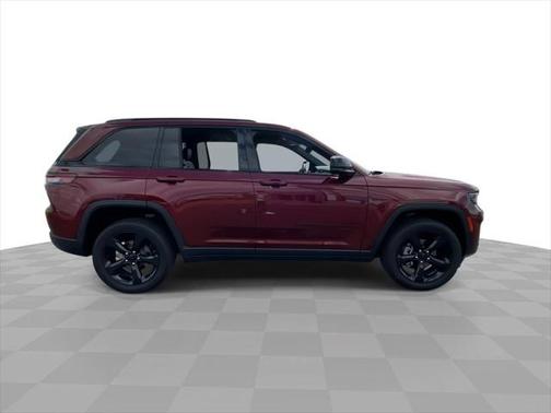 2022 Jeep Grand Cherokee Altitude