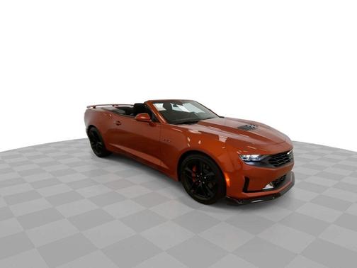 Vivid Orange Metallic 2023 Chevrolet Camaro RWD Convertible LT1