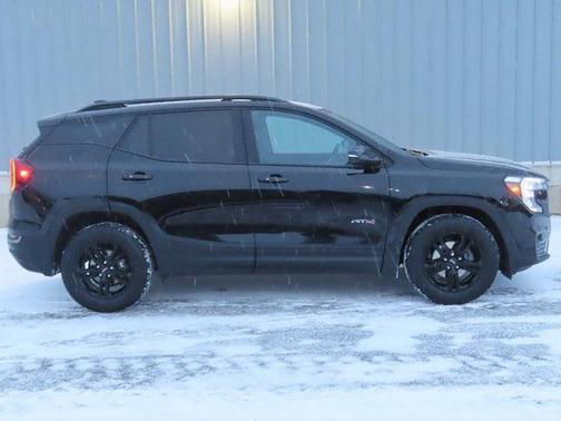 2023 GMC Terrain AWD AT4