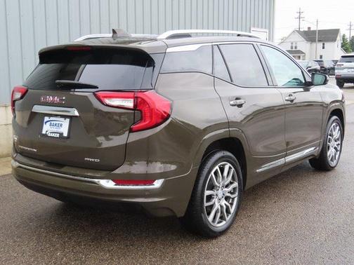 2023 GMC Terrain Denali