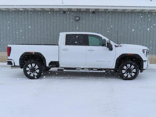 2024 GMC Sierra 2500 Denali