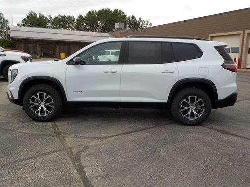 2026 GMC Acadia AWD AT4