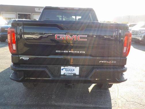2025 GMC Sierra 1500 AT4X