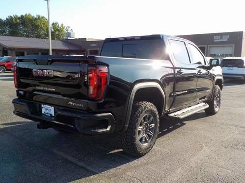 2025 GMC Sierra 1500 AT4X