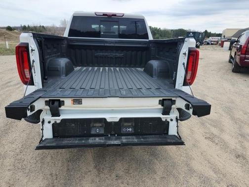 2022 GMC Sierra 1500 AT4X
