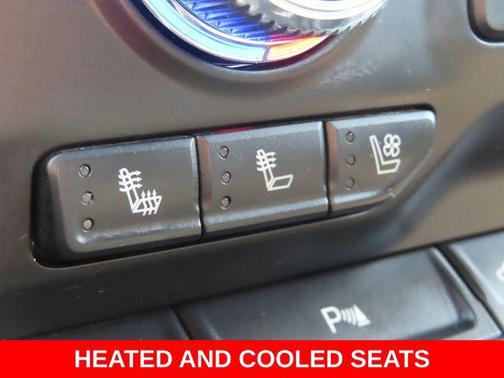 Summit White 2022 GMC Sierra 1500 AT4