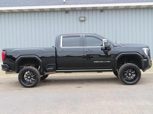 2024 GMC Sierra 2500 Denali Ultimate