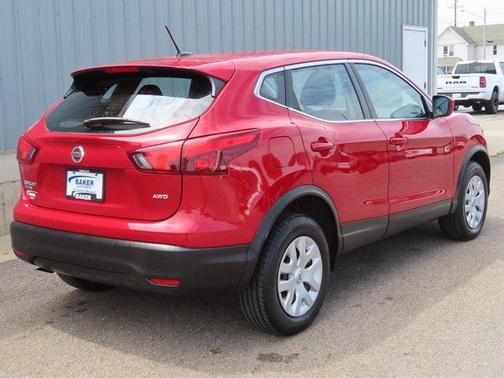 2018 Nissan Rogue Sport S