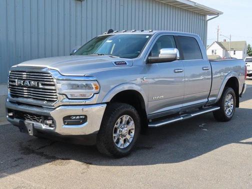 2021 RAM 3500 Laramie Crew Cab 4x4 6'4' Box