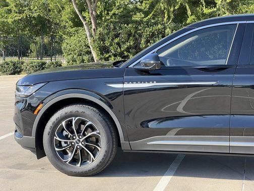 2025 Lincoln Nautilus Premiere