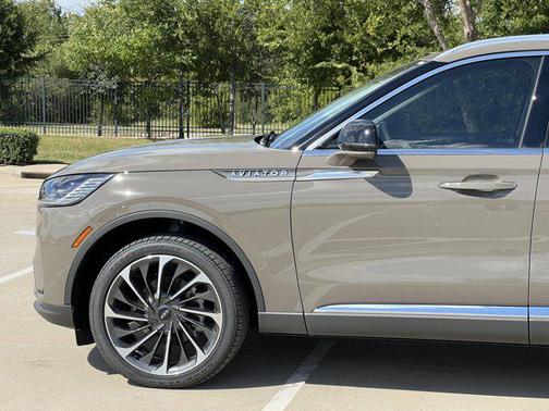 2025 Lincoln Aviator Reserve AWD