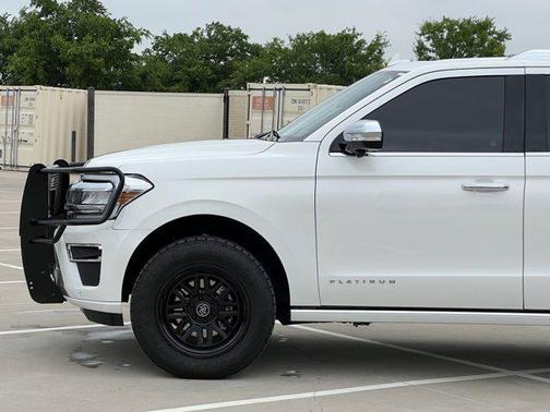 2023 Ford Expedition Platinum