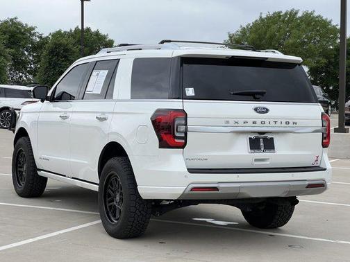 2023 Ford Expedition Platinum