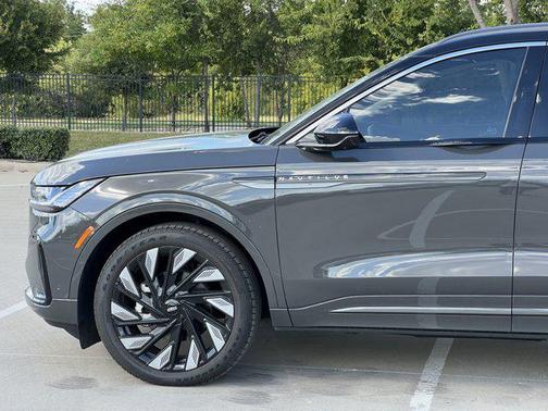 2024 Lincoln Nautilus Black Label