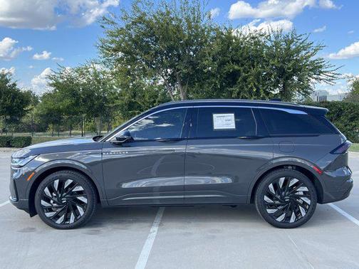 2024 Lincoln Nautilus Black Label