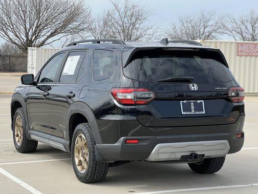 2024 Honda Pilot TrailSport