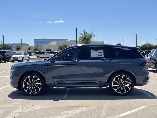2025 Lincoln Nautilus Black Label