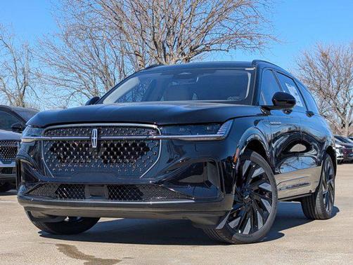 2025 Lincoln Nautilus Reserve