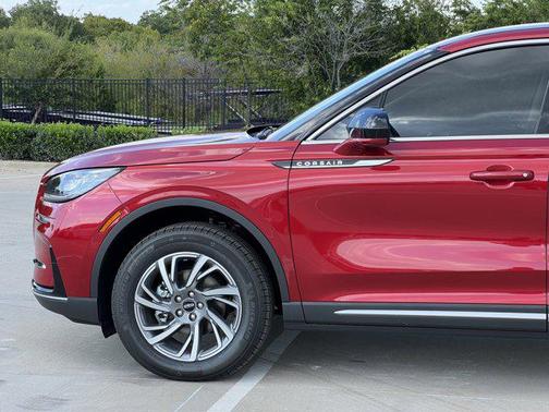 2025 Lincoln Corsair Premiere