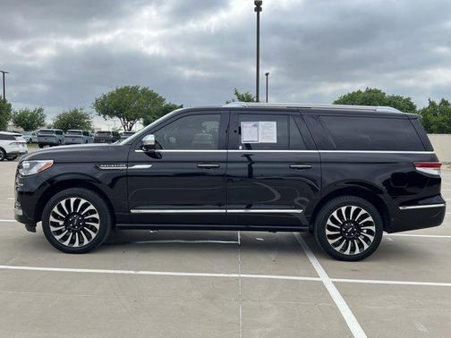 2024 Lincoln Navigator Black Label