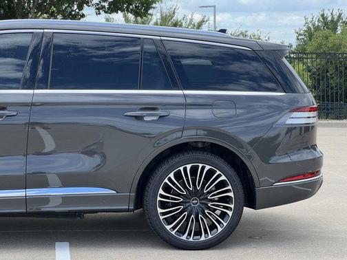 2022 Lincoln Aviator Black Label AWD