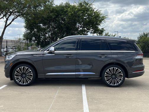2022 Lincoln Aviator Black Label AWD