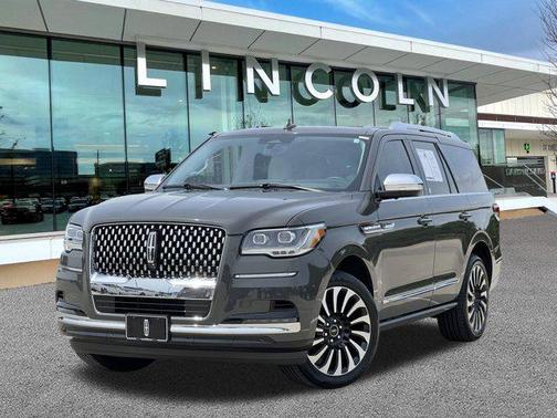 2022 Lincoln Navigator Black Label